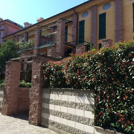 Casa Lorelei Апартаменты Сестри-Леванте